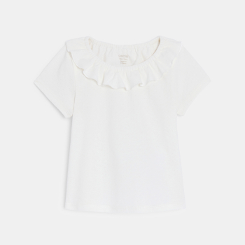 تيشيرت أبيض بياقة متموجة للفتيات الصغيرات